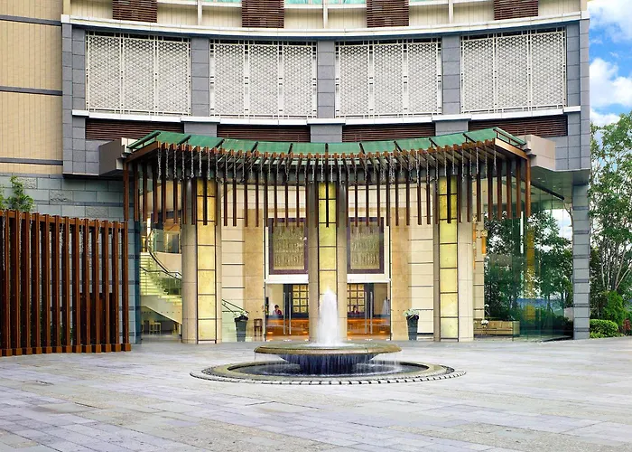 Royal View Hotel